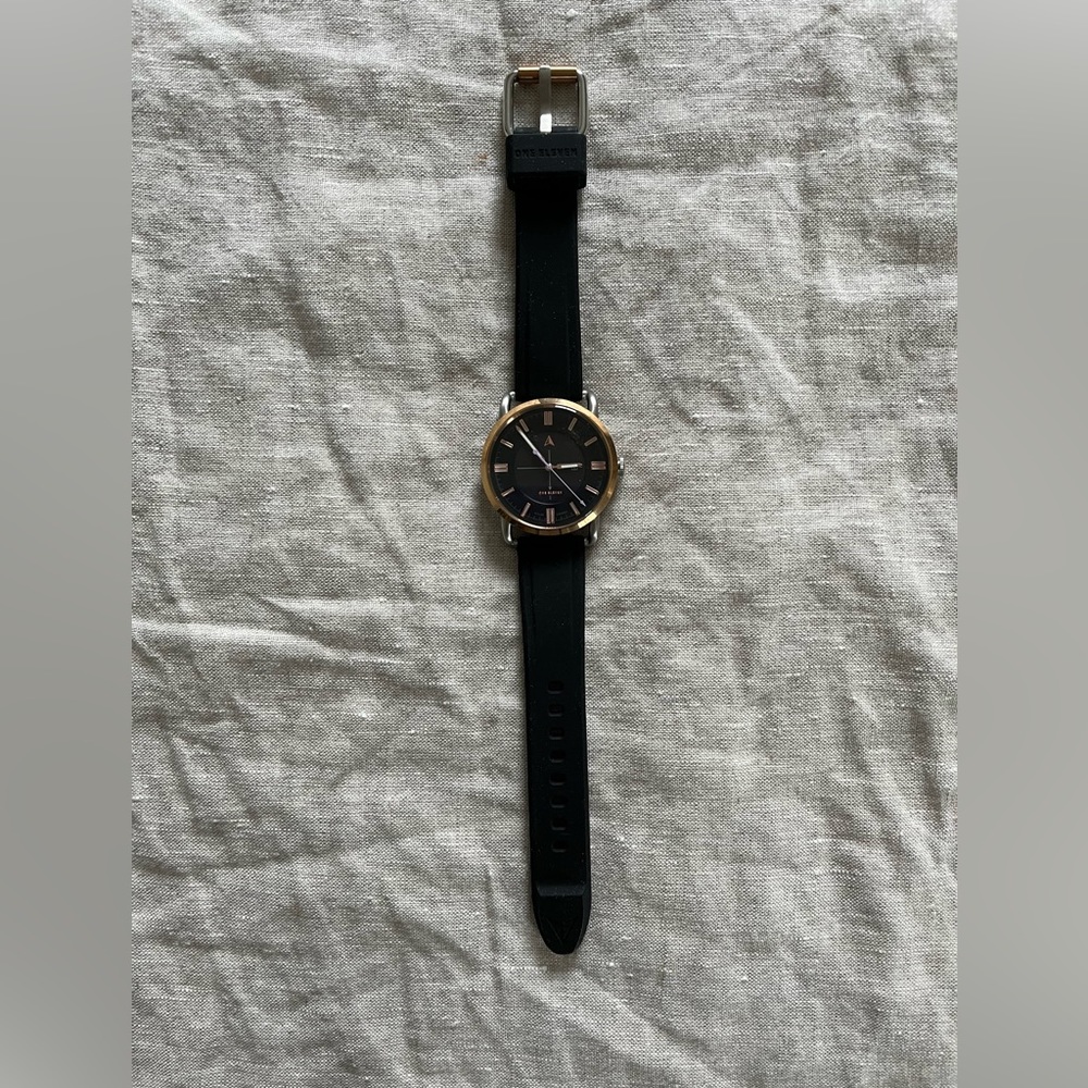 One Eleven watch CBOE4006 251806 two toned rose chrome face